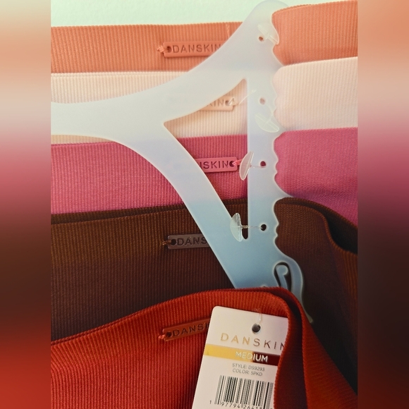 Danskin 5 Pack Seamless Briefs No Lines Panties Underware Size M - Picture 6 of 6